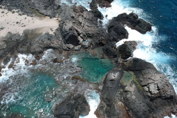Trekking to the Natural Pool (Conchi) Arikok National Park Aruba